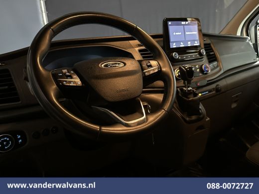 Ford Transit Custom 2.0 TDCI 130pk L2H1 Euro6 Airco | Camera | LED | Apple Carplay | Omvormer | 2800kg Trekhaak Cruis... ActivLease financial lease