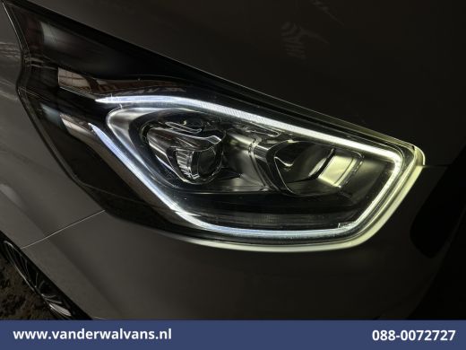 Ford Transit Custom 2.0 TDCI 130pk L2H1 Euro6 Airco | Camera | LED | Apple Carplay | Omvormer | 2800kg Trekhaak Cruis... ActivLease financial lease