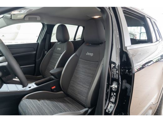 Jeep Avenger Business Edition 54 kWh | Camera | Navigatie | Verwarmde Stoelen en Voorraam | Keyless | Apple Ca... ActivLease financial lease