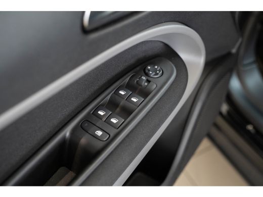 Jeep Avenger Business Edition 54 kWh | Camera | Navigatie | Verwarmde Stoelen en Voorraam | Keyless | Apple Ca... ActivLease financial lease