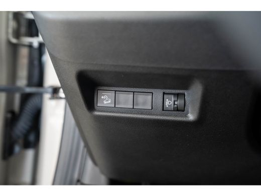 Jeep Avenger Summit 54 kWh | Camera | Apple Carplay & Android Auto | Climate Controle | Keyless | Parkeersenso... ActivLease financial lease