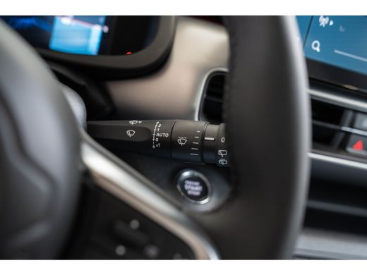 Jeep Avenger Summit 54 kWh | Camera | Apple Carplay & Android Auto | Climate Controle | Keyless | Parkeersenso... ActivLease financial lease