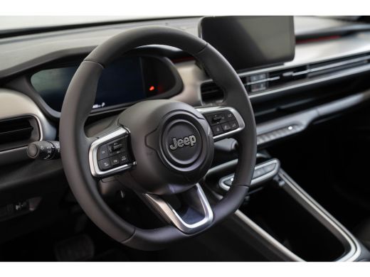 Jeep Avenger Summit 54 kWh | Camera | Apple Carplay & Android Auto | Climate Controle | Keyless | Parkeersenso... ActivLease financial lease