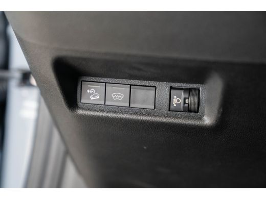 Jeep Avenger Summit 54 kWh | Tot 8 Jaar Garantie | Warmtepomp | Schuif-Kanteldak | Winter Pack | Camera | Navi... ActivLease financial lease