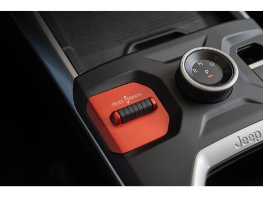 Jeep Compass Full Electric First Edition | Warmtepomp | Panoramadak | Premium Pack | 360 gr. Camera | Stoel & ... ActivLease financial lease