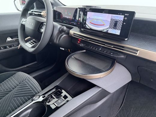Lancia Ypsilon LX 54 kWh | 11 kW lader | Achteruitrijcamera | Airco (automatisch) ActivLease financial lease