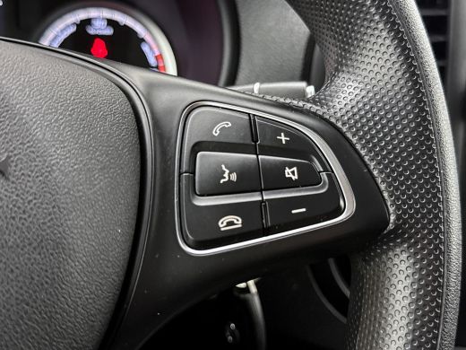 Mercedes-Benz eVito Lang 66 kWh Camera Carplay Snelladen 266km actieradius ActivLease financial lease
