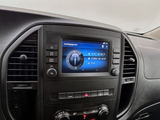 Mercedes-Benz eVito Lang 66 kWh Camera Carplay Snelladen 266km actieradius ActivLease financial lease