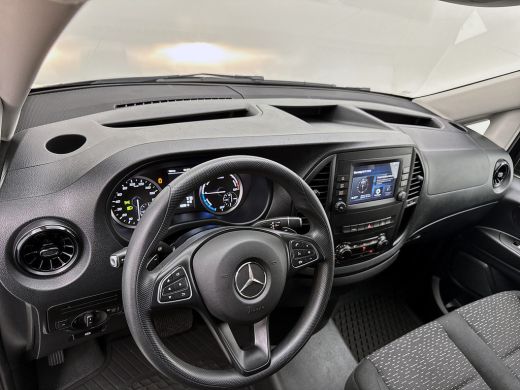Mercedes-Benz eVito Lang 66 kWh Camera Carplay Snelladen 266km actieradius ActivLease financial lease