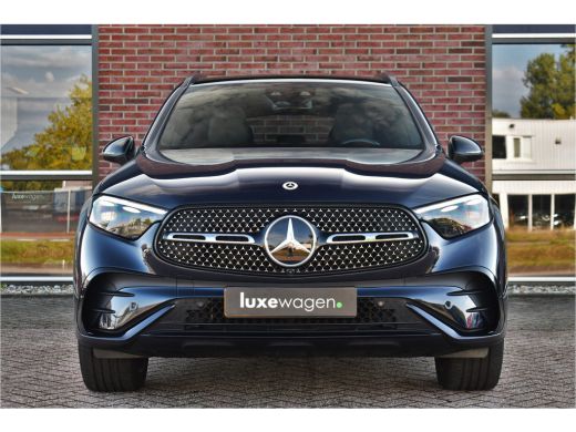 Mercedes-Benz GLC 400e 4M AMG Luchtv Trekh Distronic 360 Night 4WS 20inch ActivLease financial lease