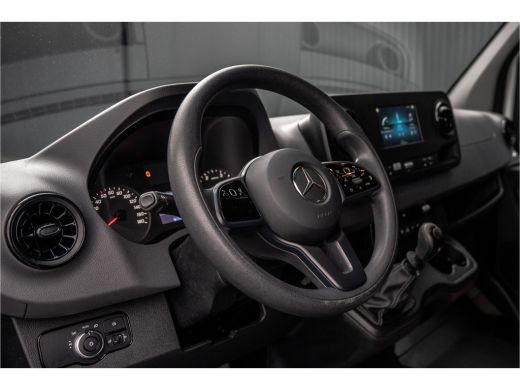 Mercedes-Benz Sprinter 311 CDI RWD L2H2 | Volledig Ingericht | Mbux | Camera | Climatronic ActivLease financial lease