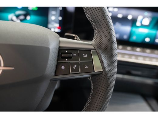 Opel Astra GS - Plug-In Hybrid | Trekhaak | Intelli-Lux Koplampen | Panoramisch zonnedak | Infotainment Pakk... ActivLease financial lease