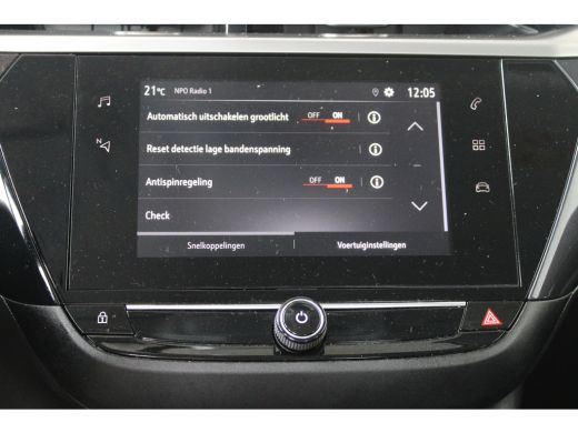Opel Corsa 1.2 Elegance | Automaat | Achteruitrijcamera | Parkeersensoren voor en achter | Apple carplay | ActivLease financial lease