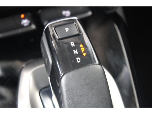 Opel Corsa 1.2 Elegance | Automaat | Achteruitrijcamera | Parkeersensoren voor en achter | Apple carplay | ActivLease financial lease