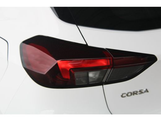 Opel Corsa 1.2 Elegance | Automaat | Achteruitrijcamera | Parkeersensoren voor en achter | Apple carplay | ActivLease financial lease
