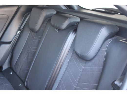 Opel Mokka 1.2 Turbo Ultimate | Alcantara bekleding | Massagefunctie | Adaptieve cruise control | Dode-hoekd... ActivLease financial lease