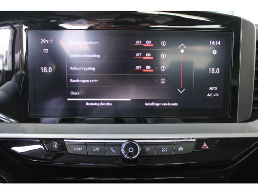 Opel Mokka-e Level 3 50 kWh | Warmtepomp | Winterpakket | Climate control | Dode-hoek detectie | Keyless start | ActivLease financial lease