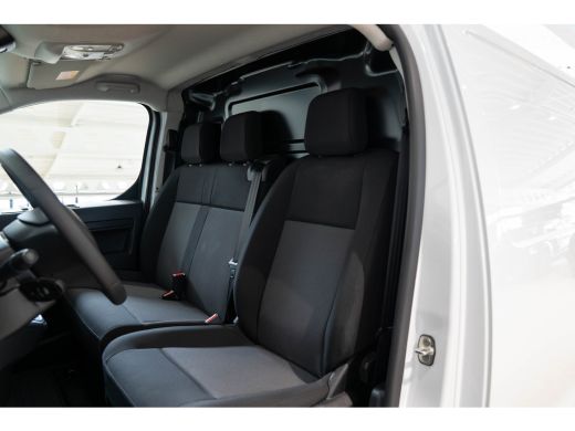 Opel Vivaro-e L3 75 kWh | Navigatie | Parkeersensoren | Cruise Controle | Airco | Apple Carplay & Android Auto | ActivLease financial lease