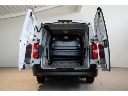 Opel Vivaro-e L3 75 kWh | Navigatie | Parkeersensoren | Cruise Controle | Airco | Apple Carplay & Android Auto | ActivLease financial lease