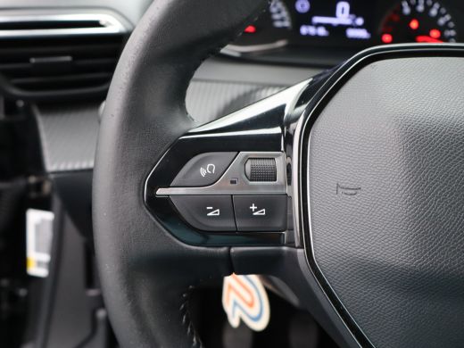 Peugeot 2008 1.2 PureTech Active Cruise Control | Parkeersensoren | Apple Carplay/Android Auto | Navigatie ActivLease financial lease
