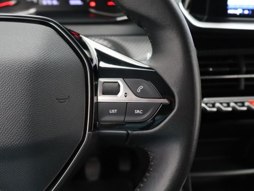 Peugeot 2008 1.2 PureTech Active Cruise Control | Parkeersensoren | Apple Carplay/Android Auto | Navigatie ActivLease financial lease