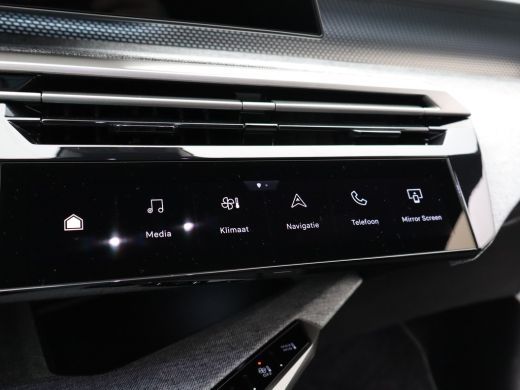 Peugeot 3008 1.2 Hybrid 145 GT Camera | Cruise Control Adaptief | Stoel en Stuur Verwarming | 19" Lichtmetalen... ActivLease financial lease