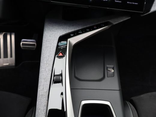 Peugeot 3008 1.2 Hybrid 145 GT Camera | Cruise Control Adaptief | Stoel en Stuur Verwarming | 19" Lichtmetalen... ActivLease financial lease