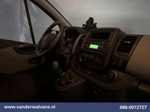 Renault Trafic 1.6 dCi L1H1 Euro6 Airco | Cruisecontrol | Trekhaak | Parkeersensoren Bijrijdersbank ActivLease financial lease