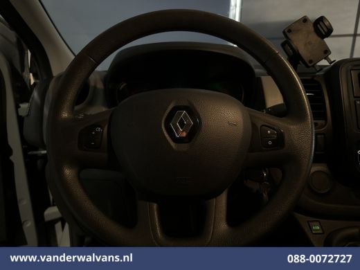 Renault Trafic 1.6 dCi L1H1 Euro6 Airco | Cruisecontrol | Trekhaak | Parkeersensoren Bijrijdersbank ActivLease financial lease