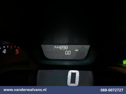 Renault Trafic 1.6 dCi L1H1 Euro6 Airco | Cruisecontrol | Trekhaak | Parkeersensoren Bijrijdersbank ActivLease financial lease
