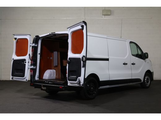 Renault Trafic 1.6 dCi 120pk L2 H1 Airco Trekhaak ActivLease financial lease