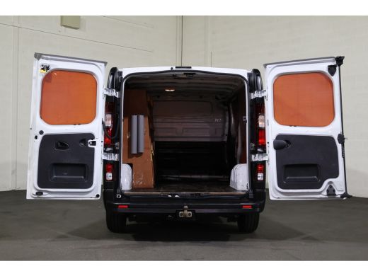 Renault Trafic 1.6 dCi 120pk L2 H1 Airco Trekhaak ActivLease financial lease