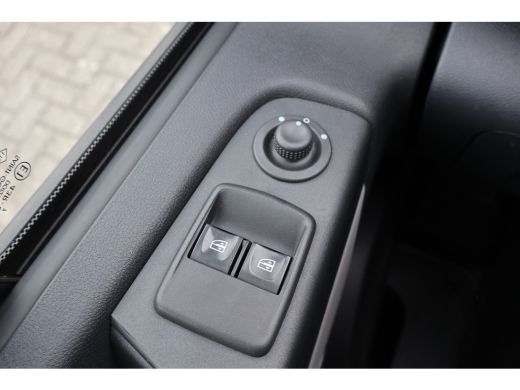 Renault Trafic 1.6 dCi 120pk L2 H1 Airco Trekhaak ActivLease financial lease