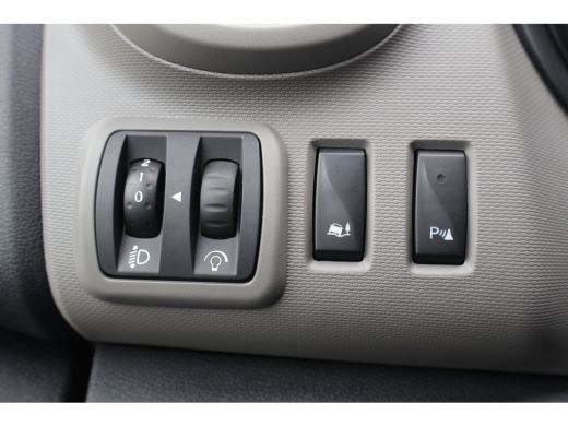Renault Trafic 1.6 dCi 120pk L2 H1 Airco Trekhaak ActivLease financial lease