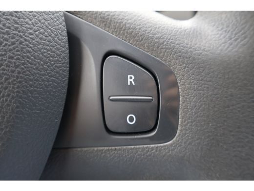 Renault Trafic 1.6 dCi 120pk L2 H1 Airco Trekhaak ActivLease financial lease