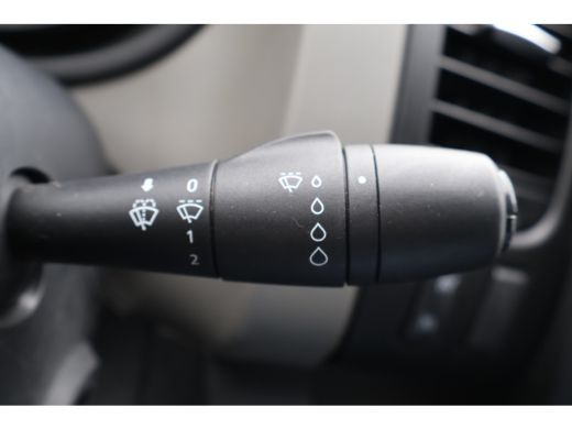 Renault Trafic 1.6 dCi 120pk L2 H1 Airco Trekhaak ActivLease financial lease