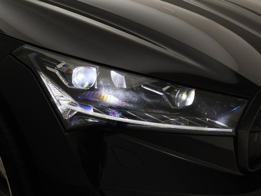 Skoda Enyaq iV 80 SOH 93% + LEDER | PANORAMA | TREKHAAK | 21 INCH | ADAPTIVE CRUISE | CAMERA | STOELVERW. | MATR... ActivLease financial lease
