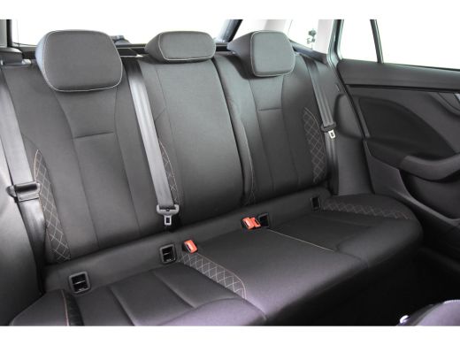 Skoda Kamiq Ambition DSG *1ste Eigenaar*Navigatie*Stoelverwarming* ActivLease financial lease