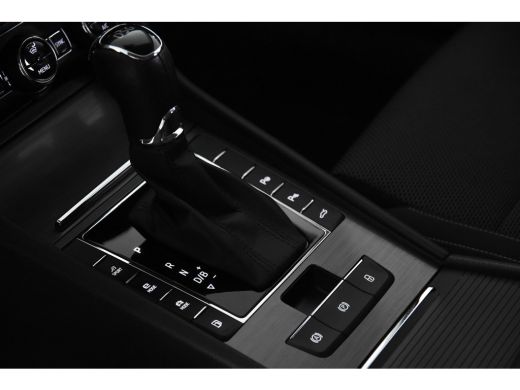 Skoda Superb Combi 1.4 TSI iV Hybrid Luxury *1ste Eigenaar* ActivLease financial lease