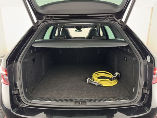 Skoda Superb Combi 1.4 TSI iV Sportline Business (Plug-in) (INCL-BTW) Aut. *PANO | LEATHER-ALCANTARA | FULL-LE... ActivLease financial lease