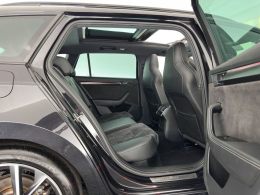 Skoda Superb Combi 1.4 TSI iV Sportline Business (Plug-in) (INCL-BTW) Aut. *PANO | LEATHER-ALCANTARA | FULL-LE... ActivLease financial lease