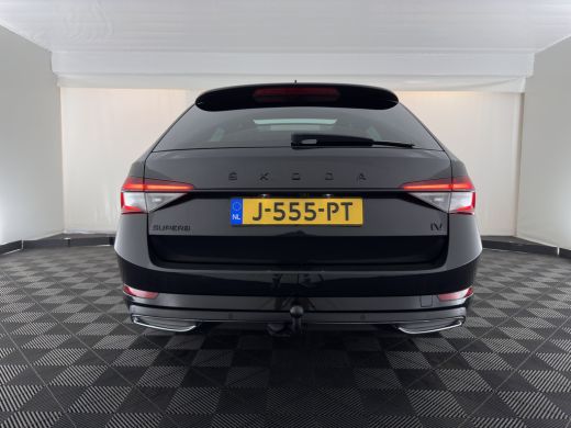Skoda Superb Combi 1.4 TSI iV Sportline Business (Plug-in) (INCL-BTW) Aut. *PANO | LEATHER-ALCANTARA | FULL-LE... ActivLease financial lease