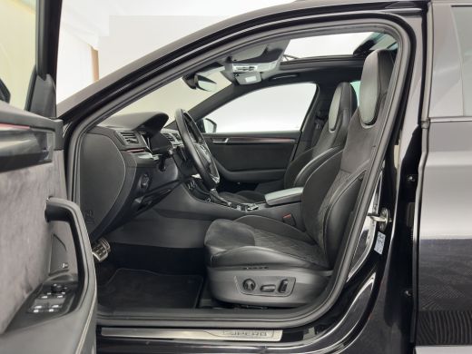 Skoda Superb Combi 1.4 TSI iV Sportline Business (Plug-in) (INCL-BTW) Aut. *PANO | LEATHER-ALCANTARA | FULL-LE... ActivLease financial lease