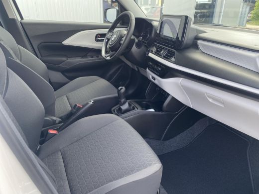 Suzuki Swift 1.2 Select Smart Hybrid | Nieuw | Direct uit voorraad leverbaar | Apple Carplay & Android Auto | ... ActivLease financial lease