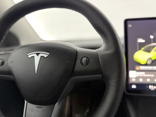 Tesla Model Y Long Range AWD 75 kWh | Snelladen | Autopilot | SOH 90% | Camera | Memory | Pano | Stoel/Stuurverw. ActivLease financial lease
