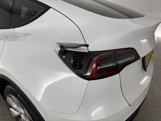 Tesla Model Y Long Range AWD 75 kWh | Snelladen | Autopilot | SOH 90% | Camera | Memory | Pano | Stoel/Stuurverw. ActivLease financial lease