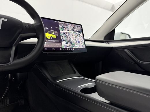 Tesla Model Y Long Range AWD 75 kWh | Snelladen | Autopilot | SOH 90% | Camera | Memory | Pano | Stoel/Stuurverw. ActivLease financial lease