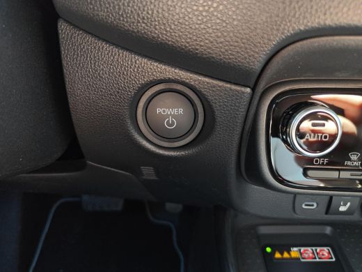 Toyota Aygo Hybrid 115 GR Sport ActivLease financial lease