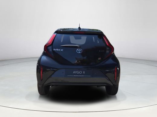 Toyota Aygo Hybrid 115 GR Sport ActivLease financial lease