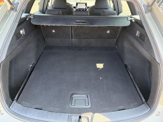 Toyota Corolla Touring Sports 1.8 Hybrid Active ActivLease financial lease